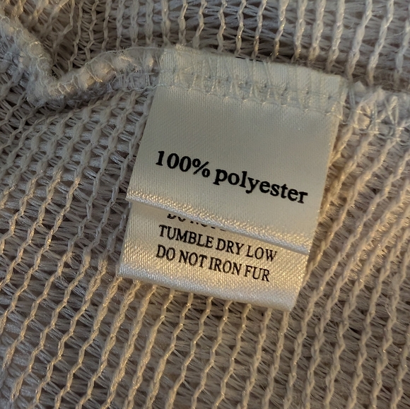 Shaggy Cream Faux Fur Vest - Picture 8 of 9